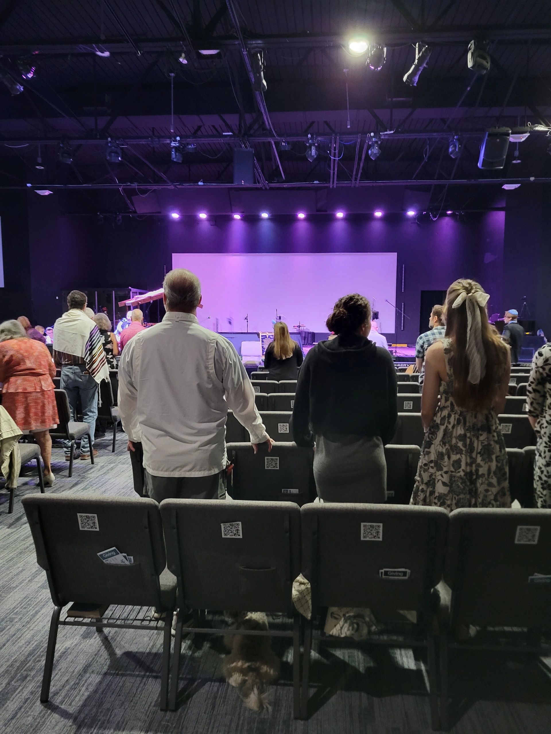 Congregation worship service